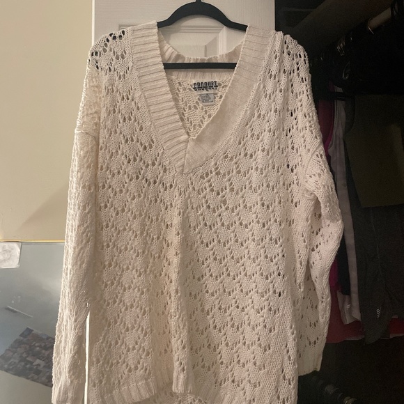 Cover up/ sweater - Picture 1 of 1